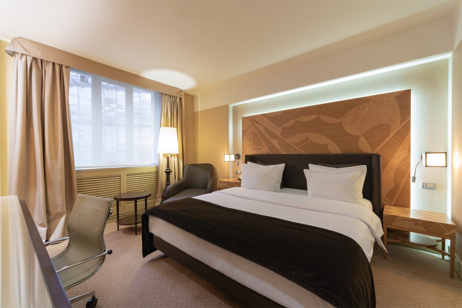 crowne plaza санкт петербург лиговский